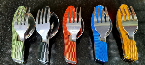 KIT COUVERT PORTATIF 4 EN 1 – Image 11